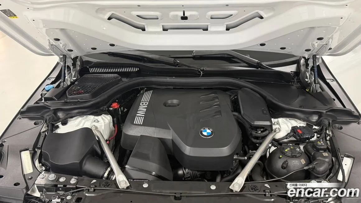 BMW 5-Series 2024 из KR, фото 8