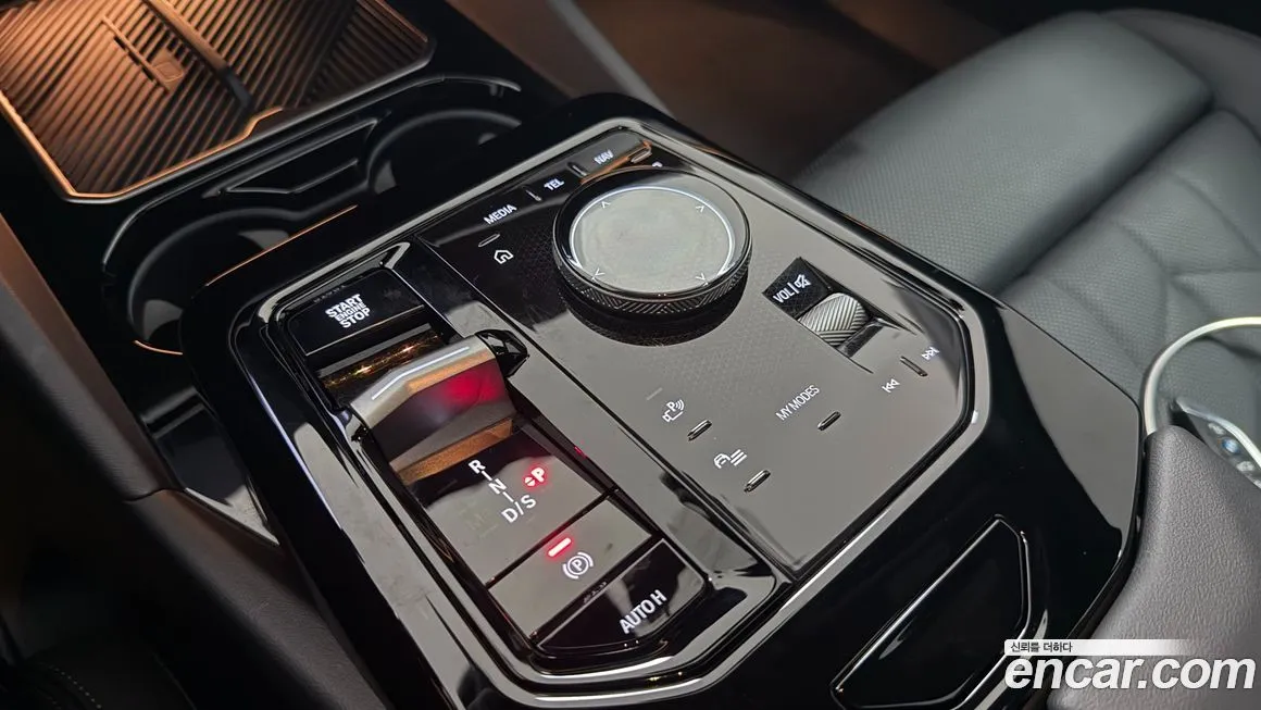 BMW 5-Series 2024 из KR, фото 7