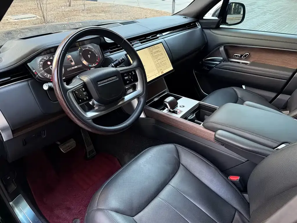 Land Rover Range Rover 2024 из CN, фото 2