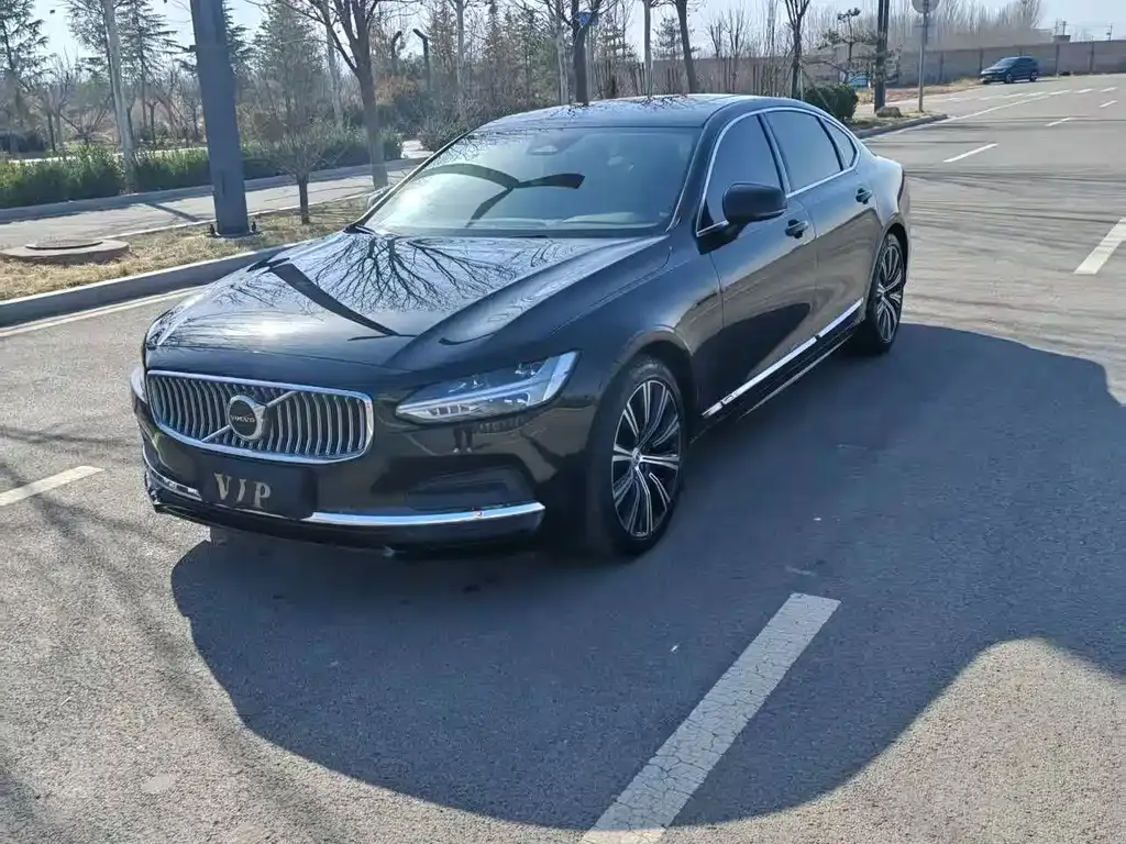 Volvo S90 2024 из CN, фото 8