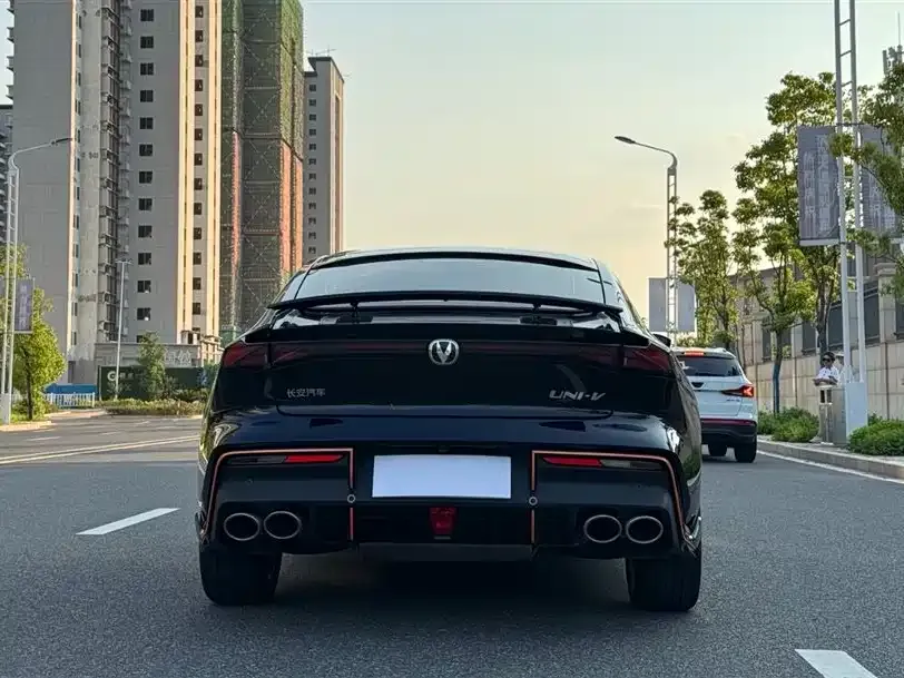 Changan UNI-V 2022 из CN, фото 7