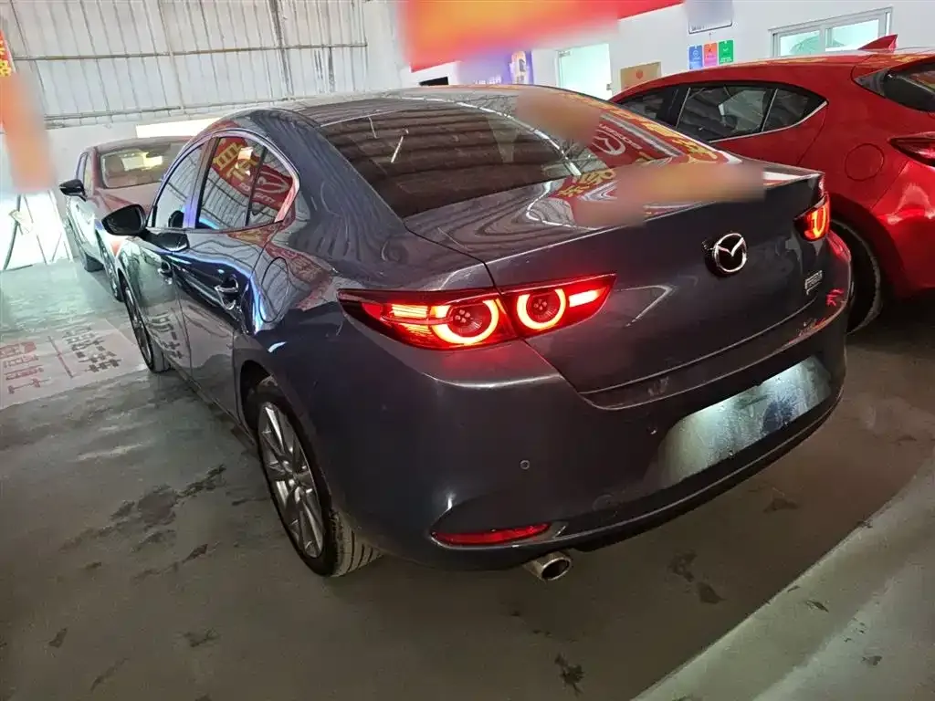 Mazda 3 Axela 2024 из CN, фото 5