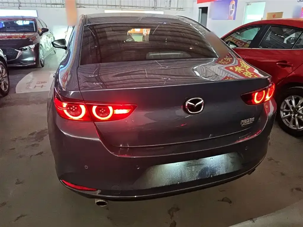 Mazda 3 Axela 2024 из CN, фото 8