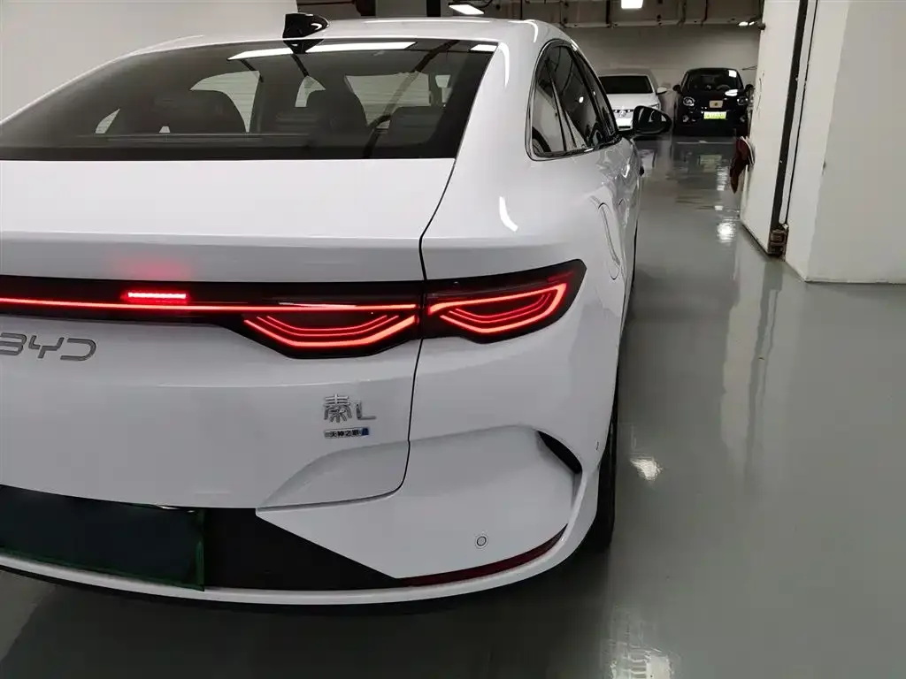 BYD Qin L 2025 из CN, фото 9