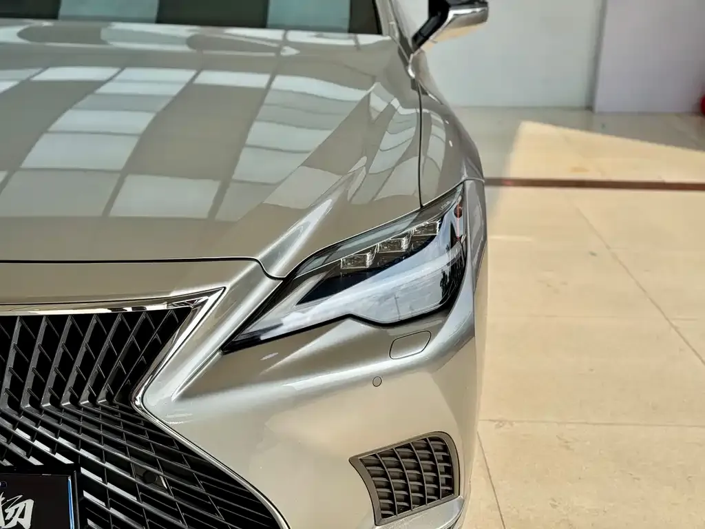 Lexus LS 2022 из CN, фото 5