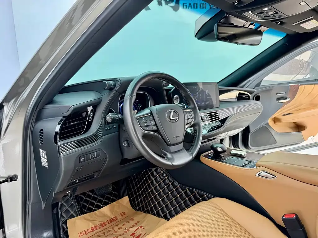 Lexus LS 2022 из CN, фото 9