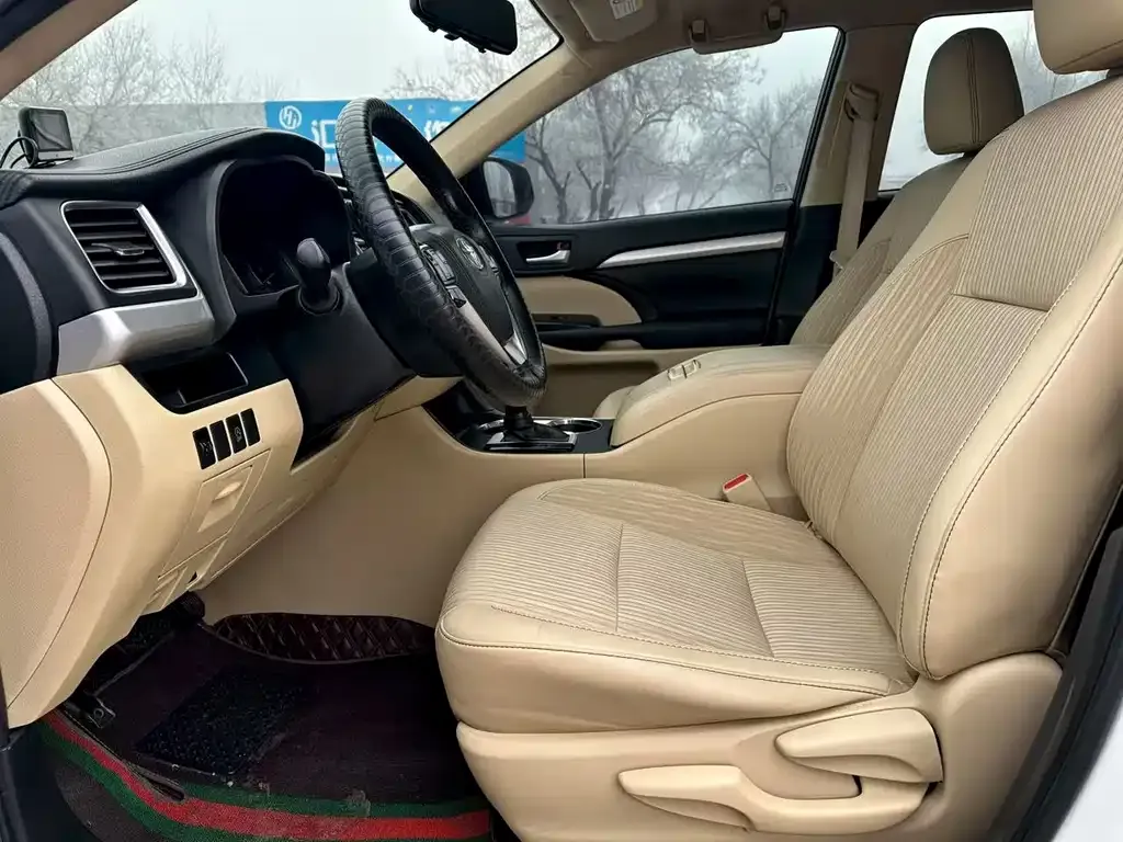 Toyota Highlander 2021 из CN, фото 7