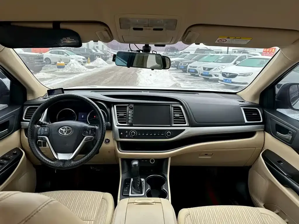 Toyota Highlander 2021 из CN, фото 3
