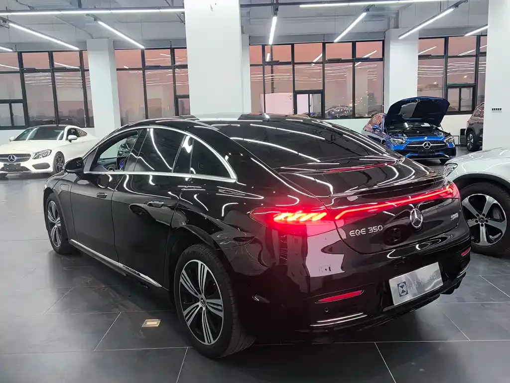 Mercedes-Benz EQE 2023 из CN, фото 7