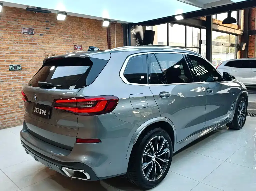 BMW X5 2023 из CN, фото 2