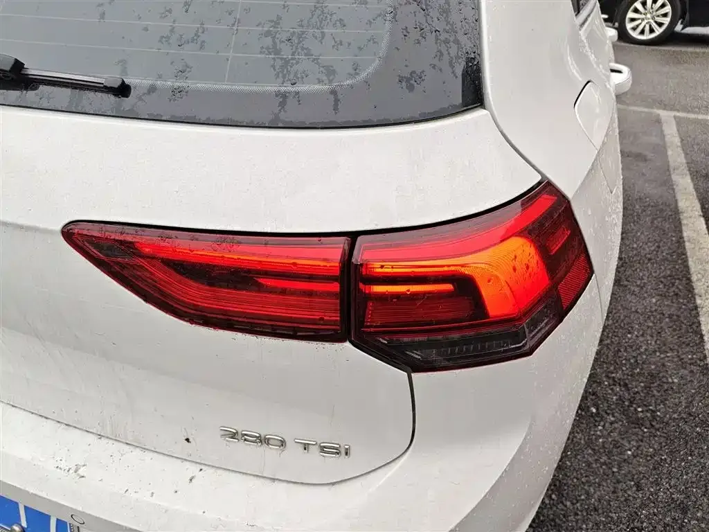 Volkswagen Golf 2021 из CN, фото 2