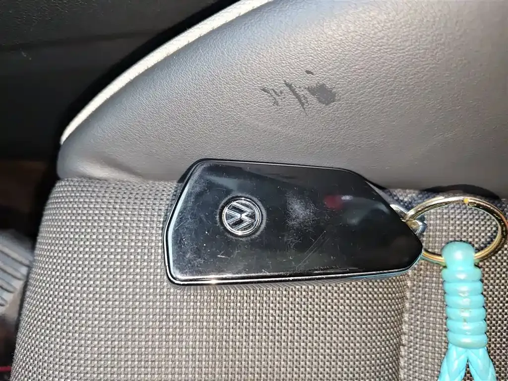Volkswagen Golf 2021 из CN, фото 5