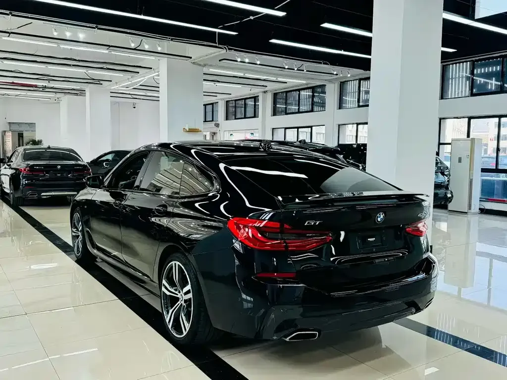 BMW 6 Series GT 2022 из CN, фото 3