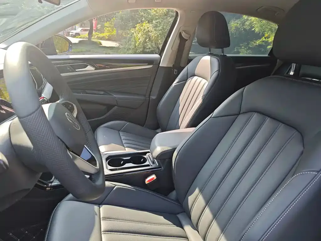Volkswagen Passat — фото 8