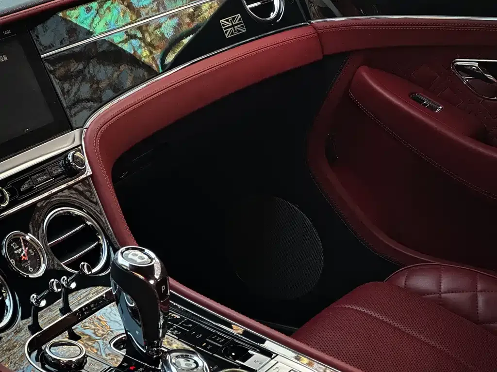 Bentley Continental 2021 из CN, фото 9