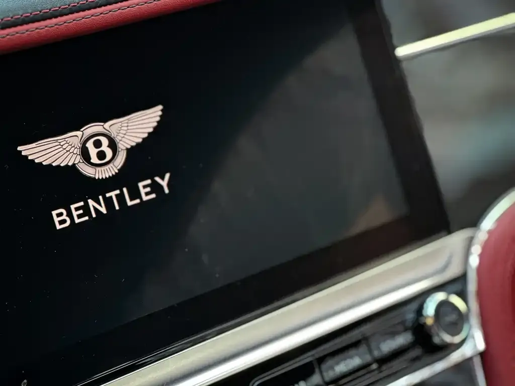 Bentley Continental 2021 из CN, фото 2