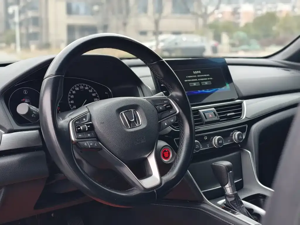 Honda Inspire — фото 8