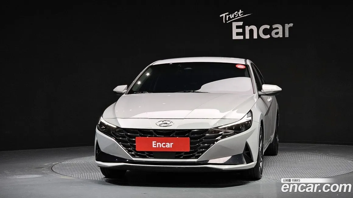 Hyundai AVANTE — фото 3