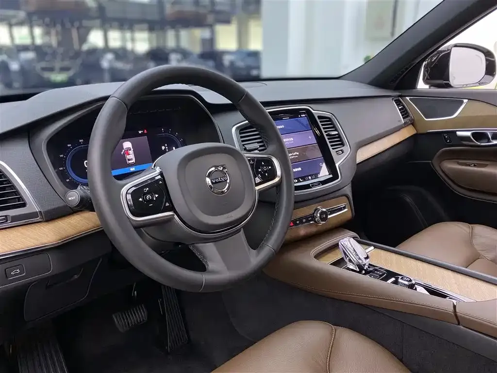 Volvo XC90 2023 из CN, фото 8
