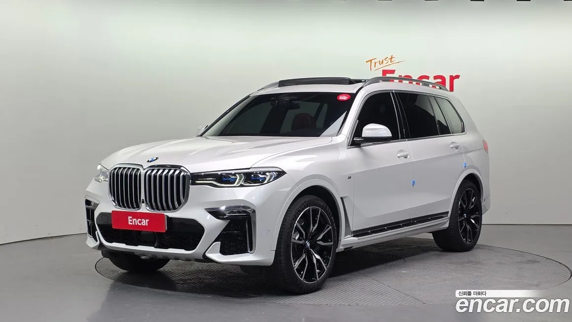 BMW X7 — фото 1
