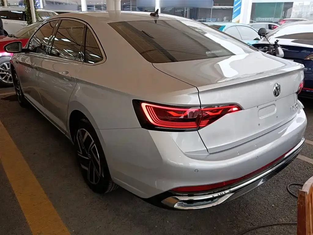Volkswagen Sagitar 2024 из CN, фото 9
