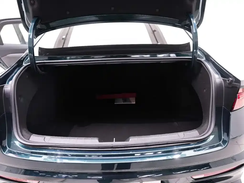 Geely Xingrui 2022 из CN, фото 10