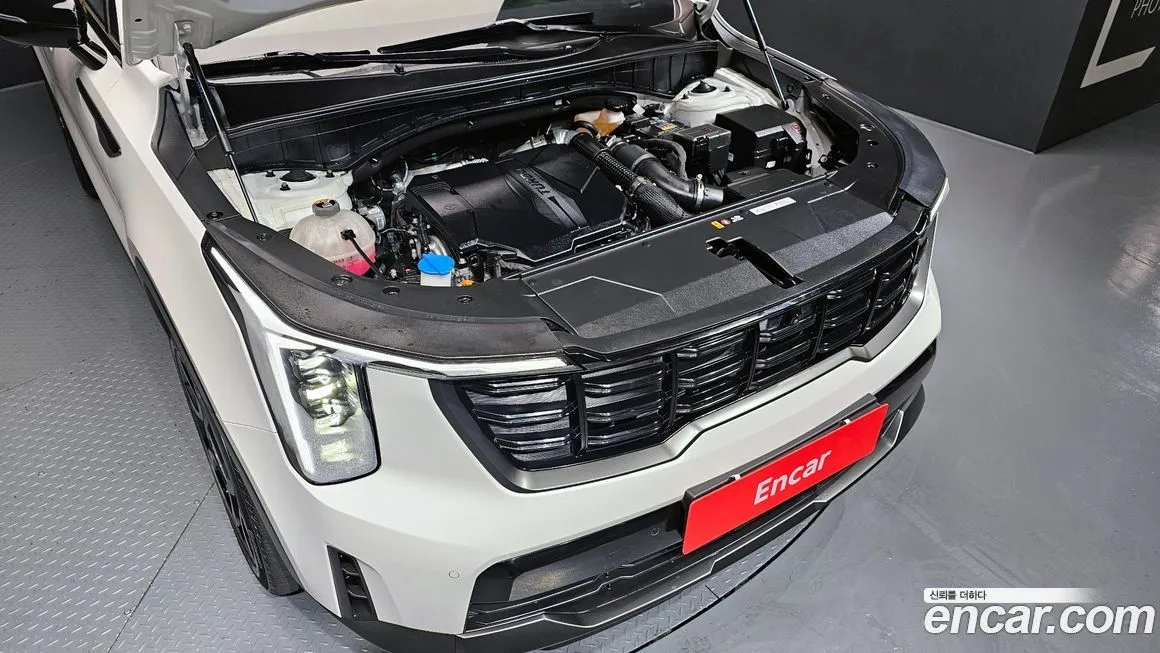Kia Sorento — фото 7