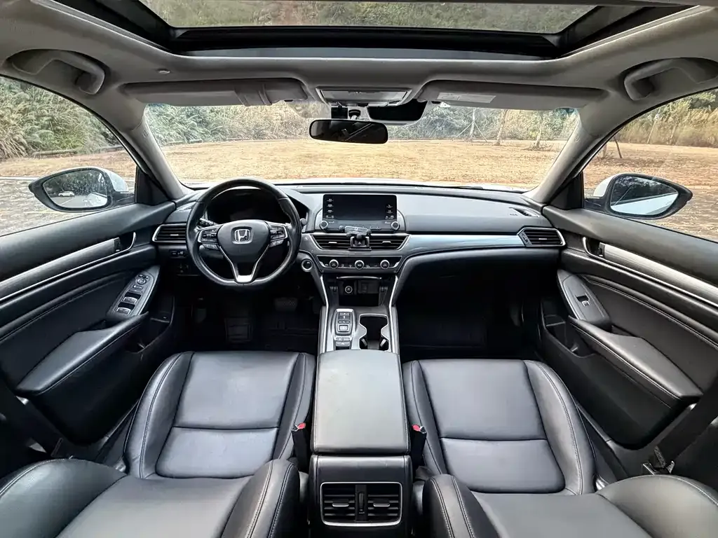 Honda Accord — фото 4