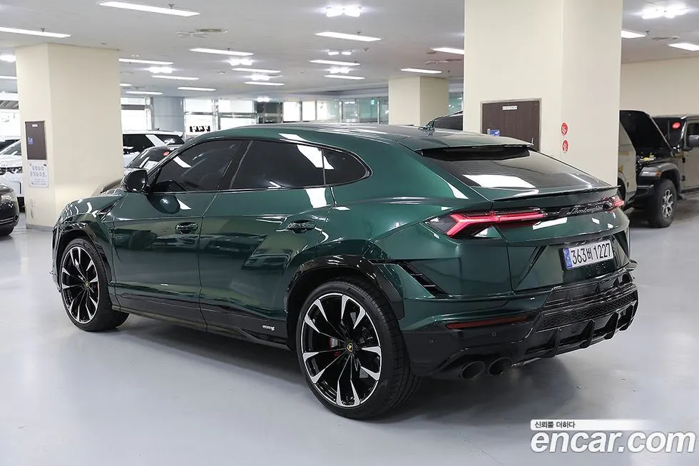 Lamborghini Urus 2024 из KR, фото 8