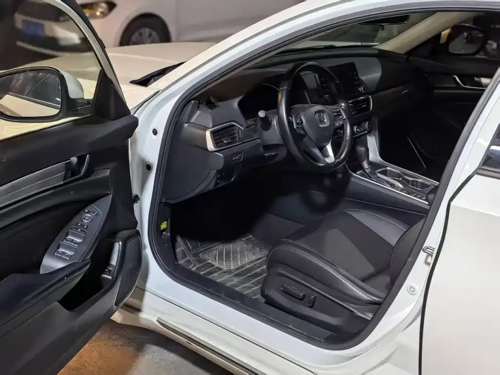 Honda Accord 2021 из CN, фото 6