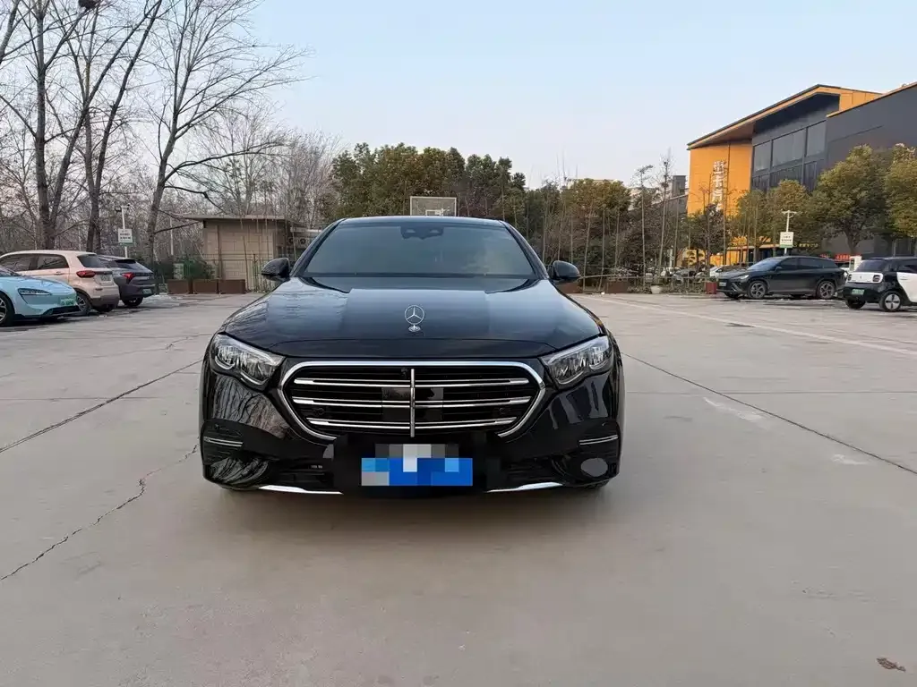 Mercedes-Benz E-Class 2025 из CN, фото 2