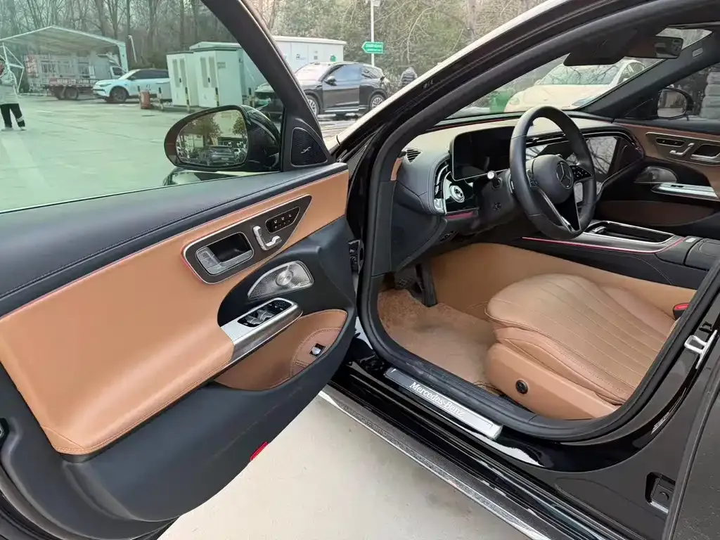 Mercedes-Benz E-Class 2025 из CN, фото 4
