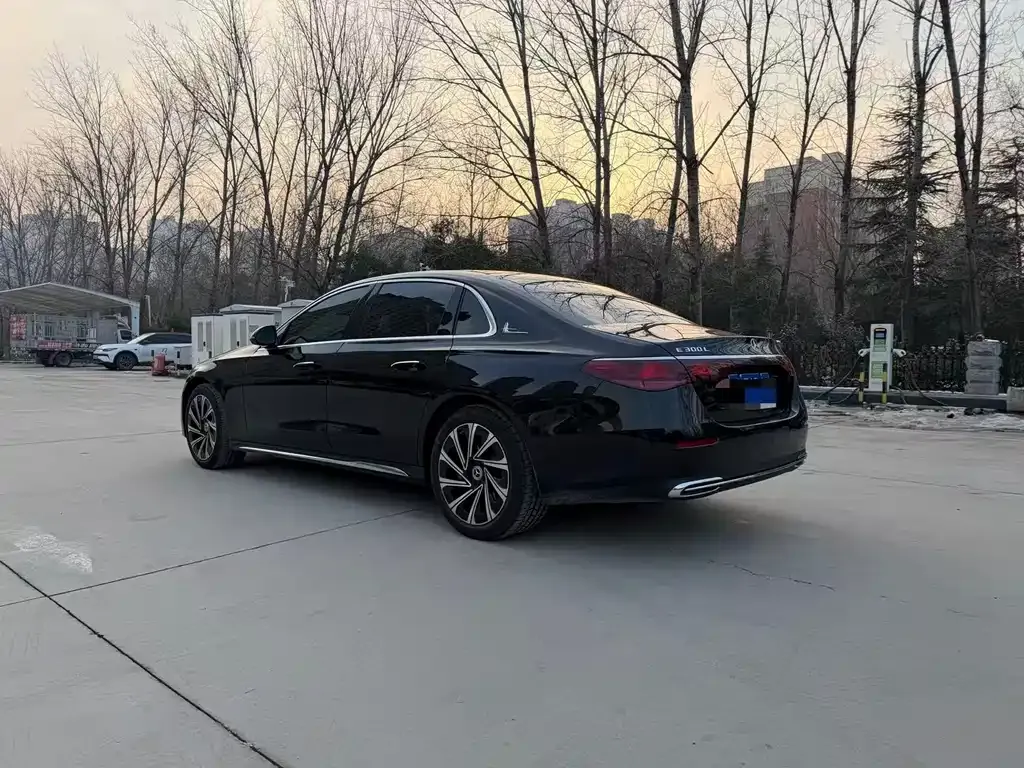 Mercedes-Benz E-Class 2025 из CN, фото 3