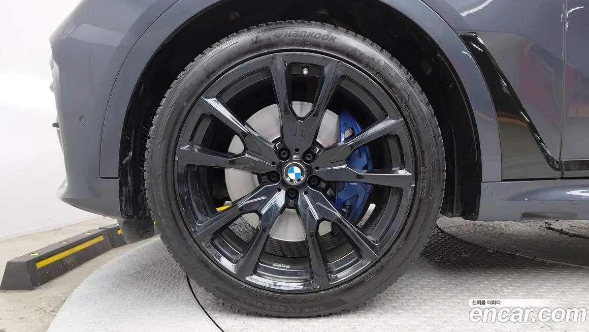 BMW X7 2021 из KR, фото 9