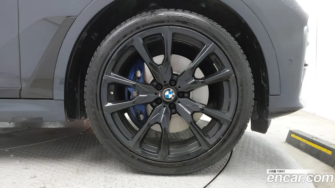 BMW X7 2021 из KR, фото 2