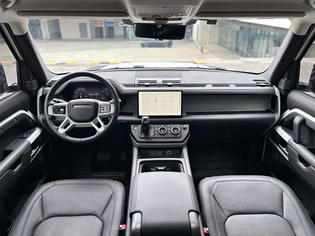 Land Rover Defender 2023 из CN, фото 4