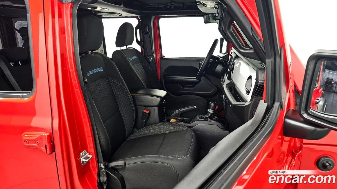 Jeep Wrangler 2021 из KR, фото 2