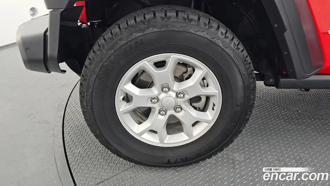 Jeep Wrangler 2021 из KR, фото 5