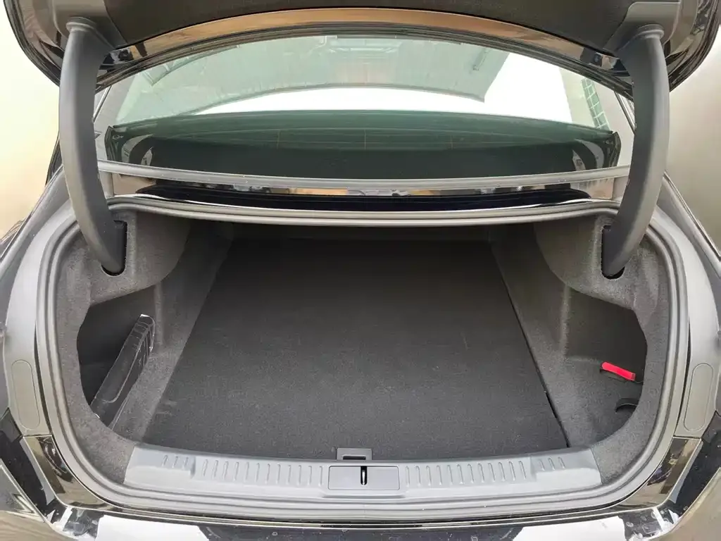 Lincoln Z 2025 из CN, фото 7