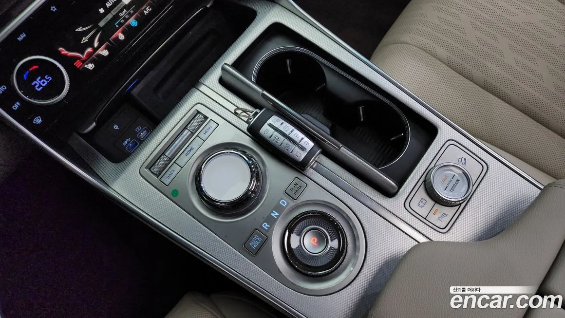 Genesis GV80 — фото 10