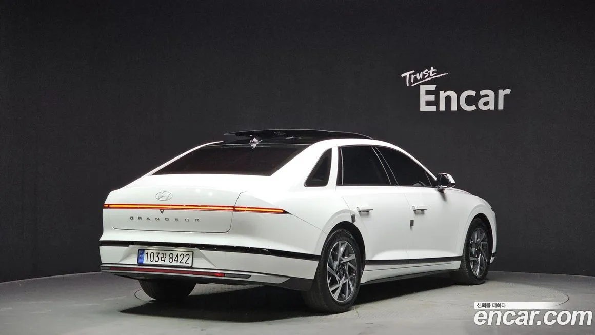 Hyundai Grandeur 2023 из KR, фото 3