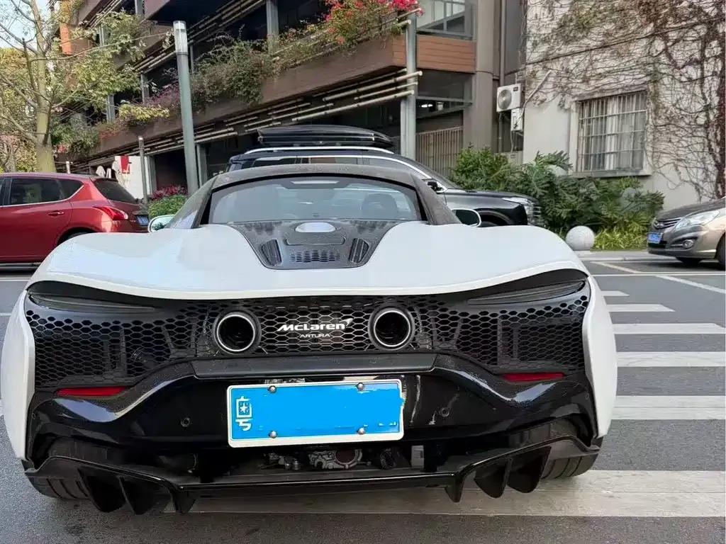 McLaren Artura 2025 из CN, фото 7