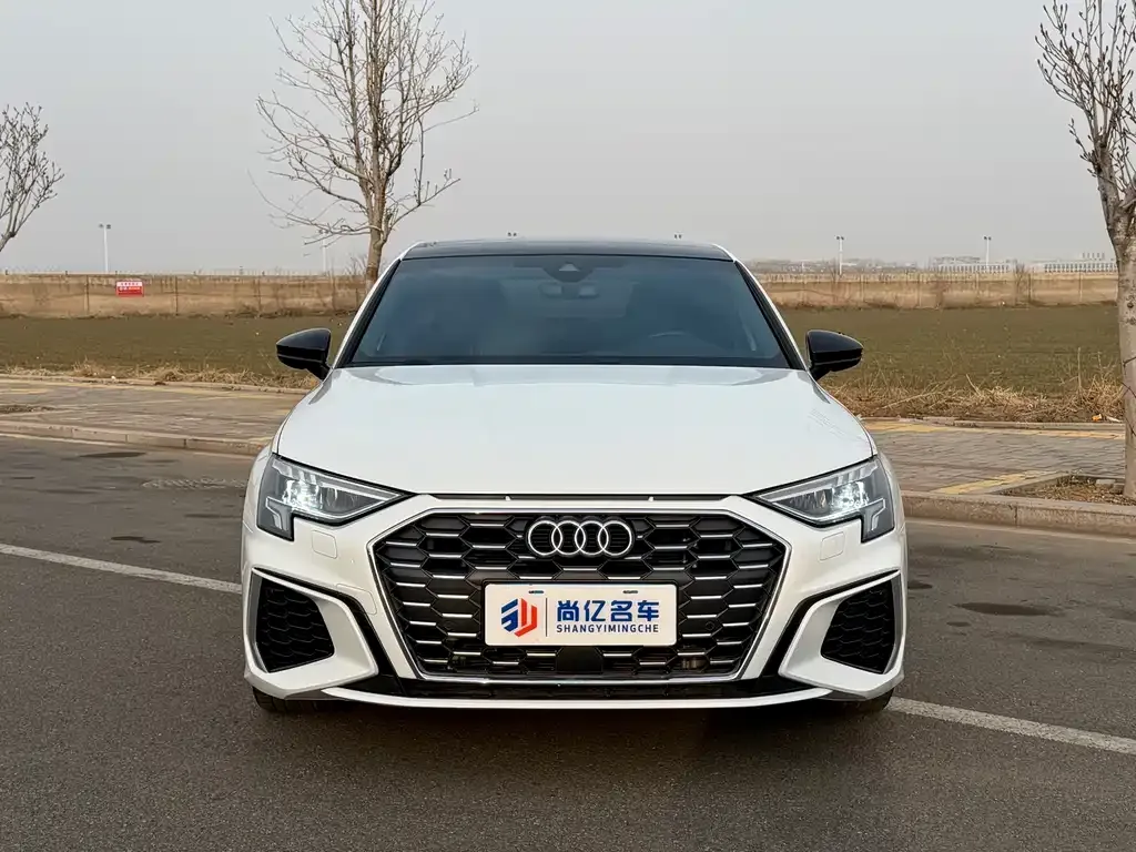 Audi A3 2023 из CN, фото 6