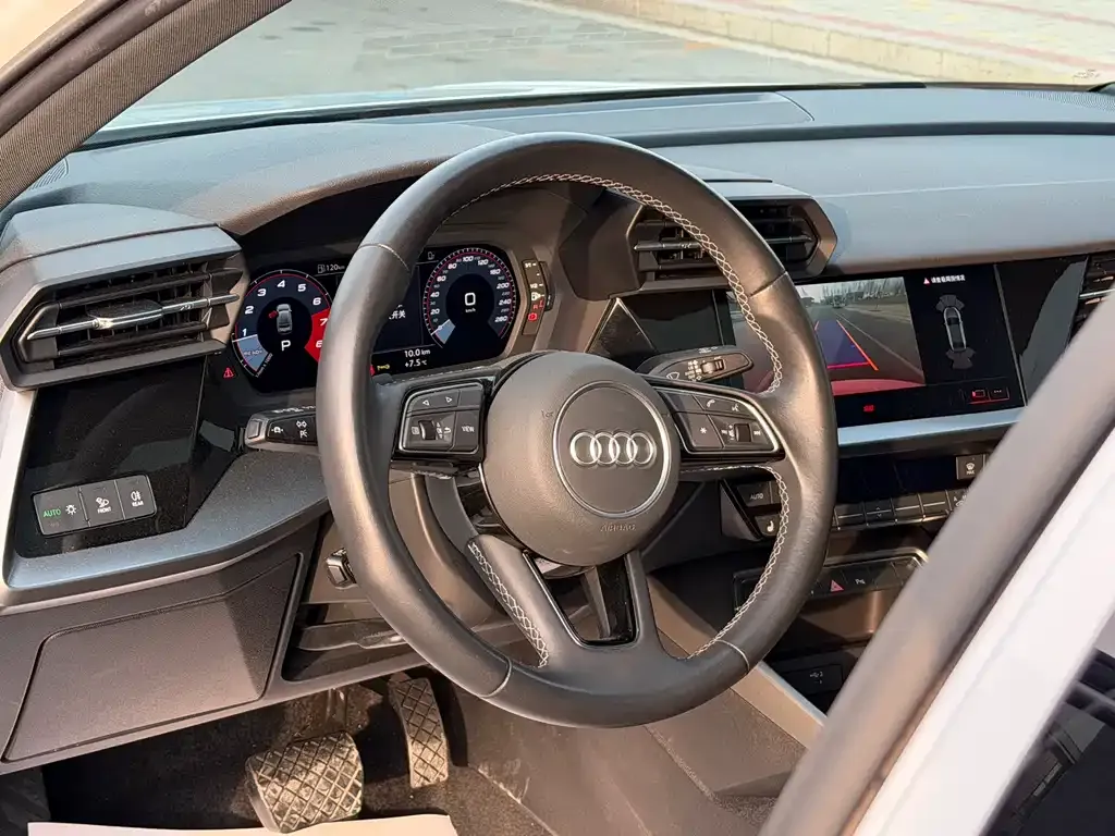 Audi A3 2023 из CN, фото 10