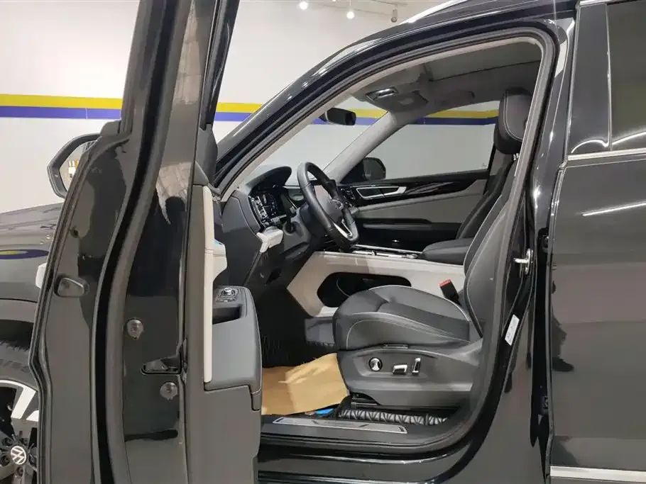 Volkswagen Teramont 2022 из CN, фото 10