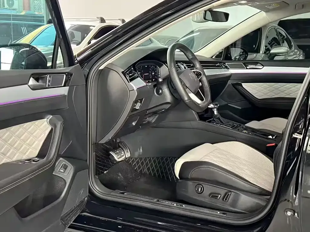 Volkswagen Magotan 2024 из CN, фото 9