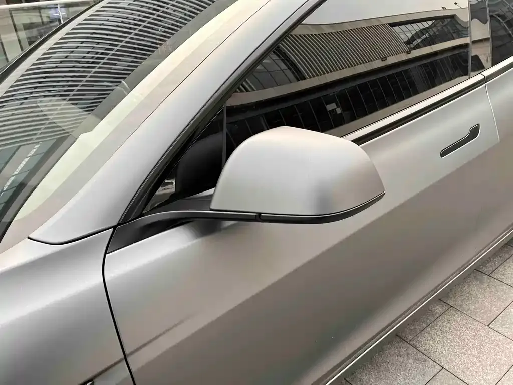 Tesla Model 3 — фото 3