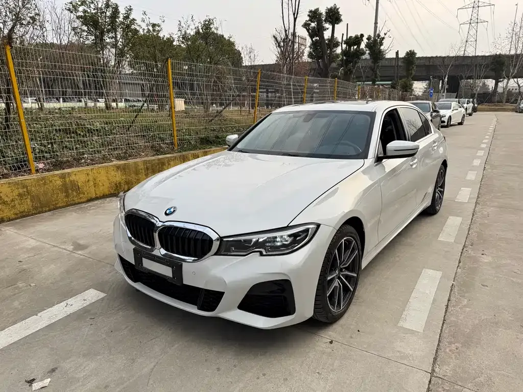 BMW 3 Series — фото 1