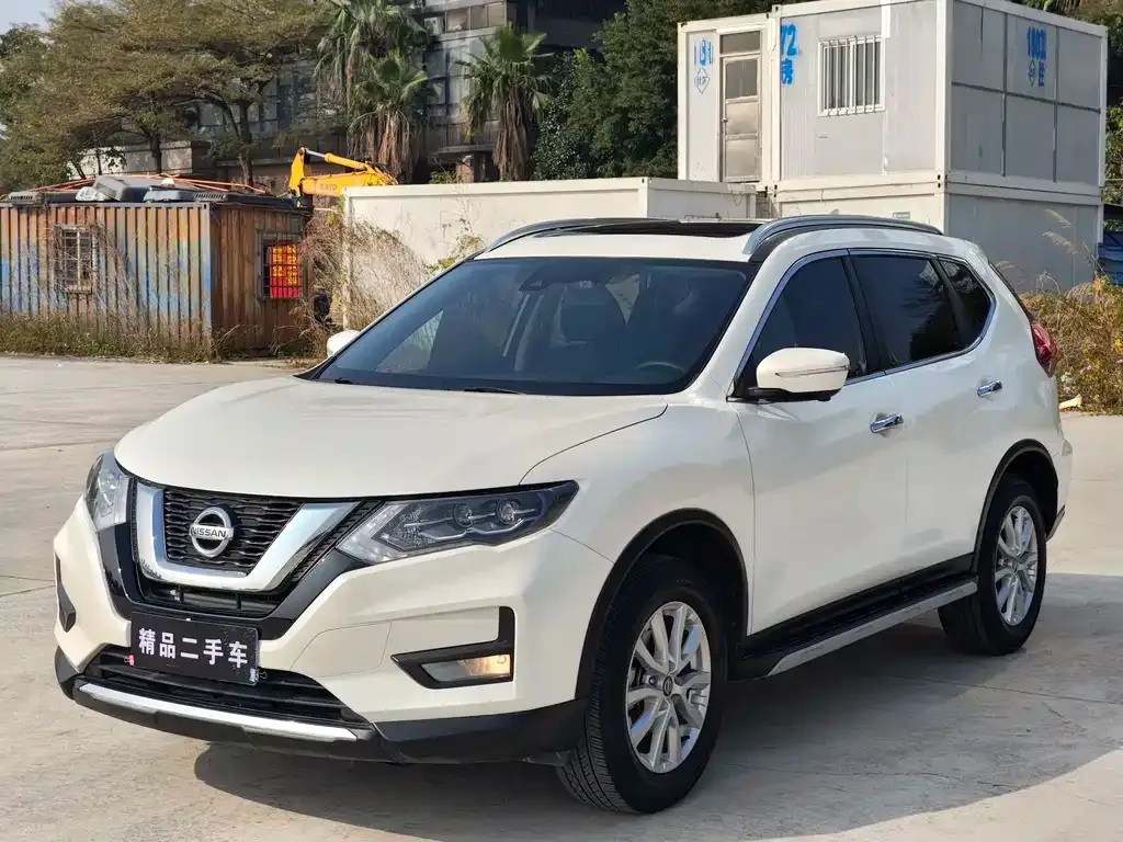 Nissan X-Trail 2022 из CN, фото 1