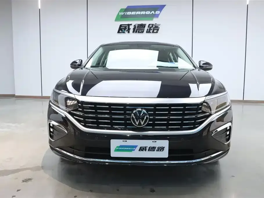 Volkswagen Passat — фото 7